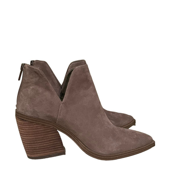Vince Camuto Gigietta Boot Block Heel Ankle Bootie Taupe Suede Boots - Picture 1 of 7